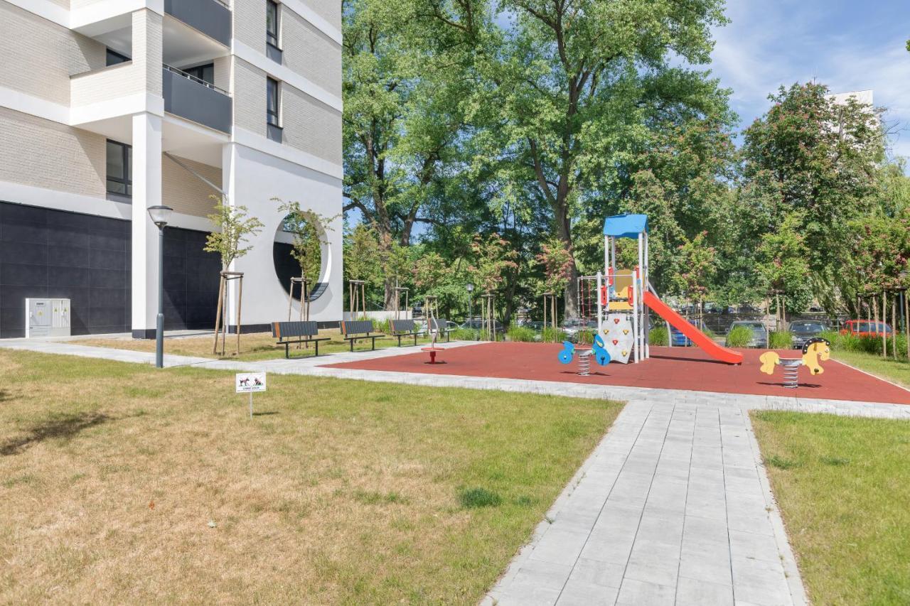 Apartament Deluxe Platany C38 By Renters Apartment Kołobrzeg Exterior foto