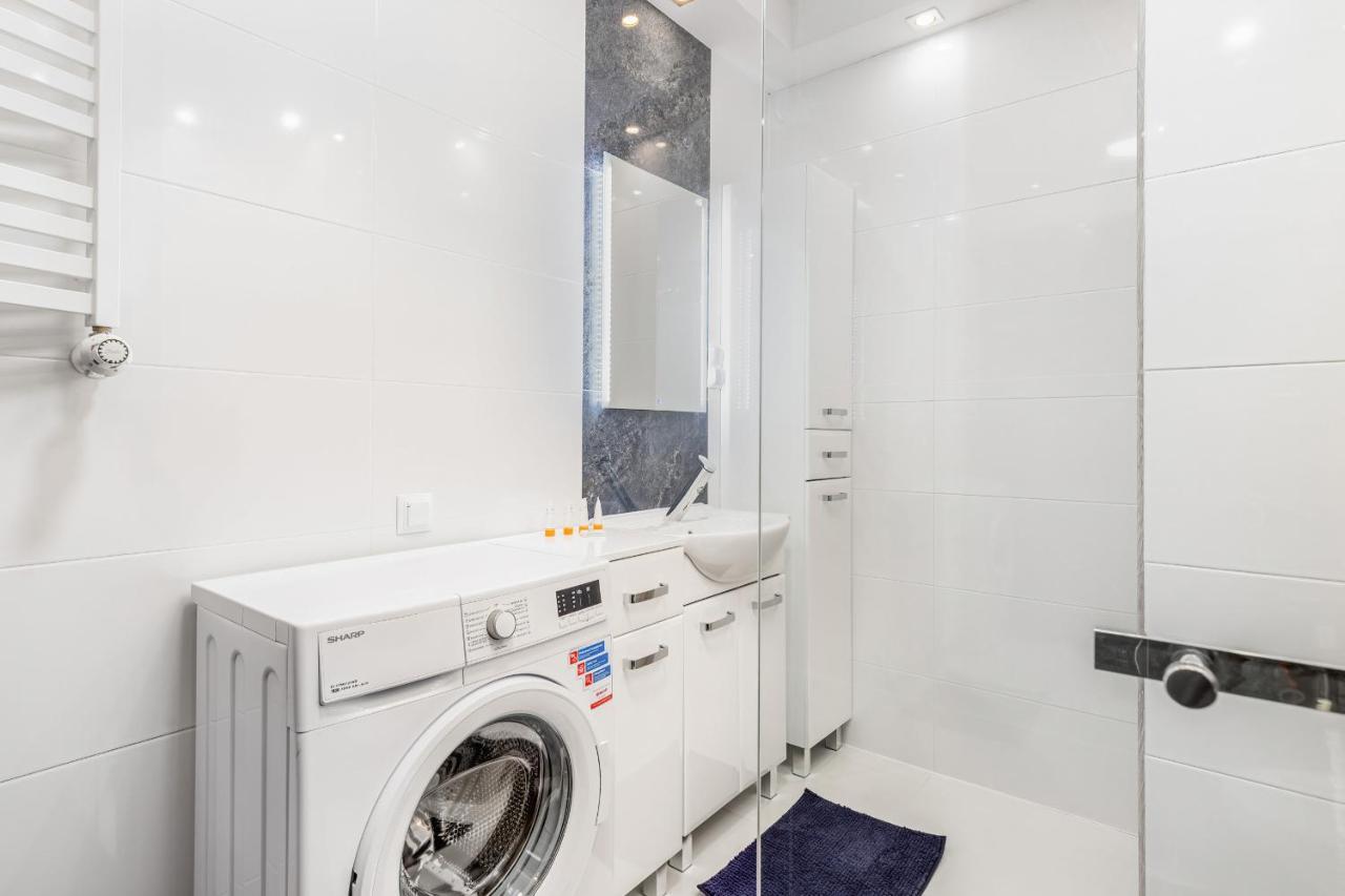 Apartament Deluxe Platany C38 By Renters Apartment Kołobrzeg Exterior foto